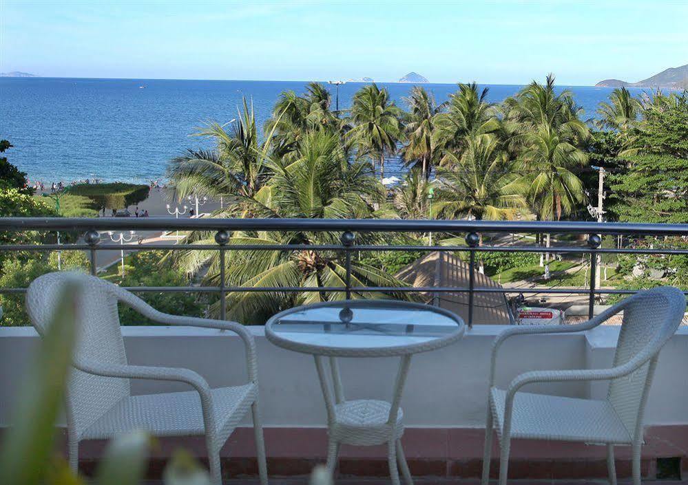 Pho Bien Hotel Nha Trang Exterior photo