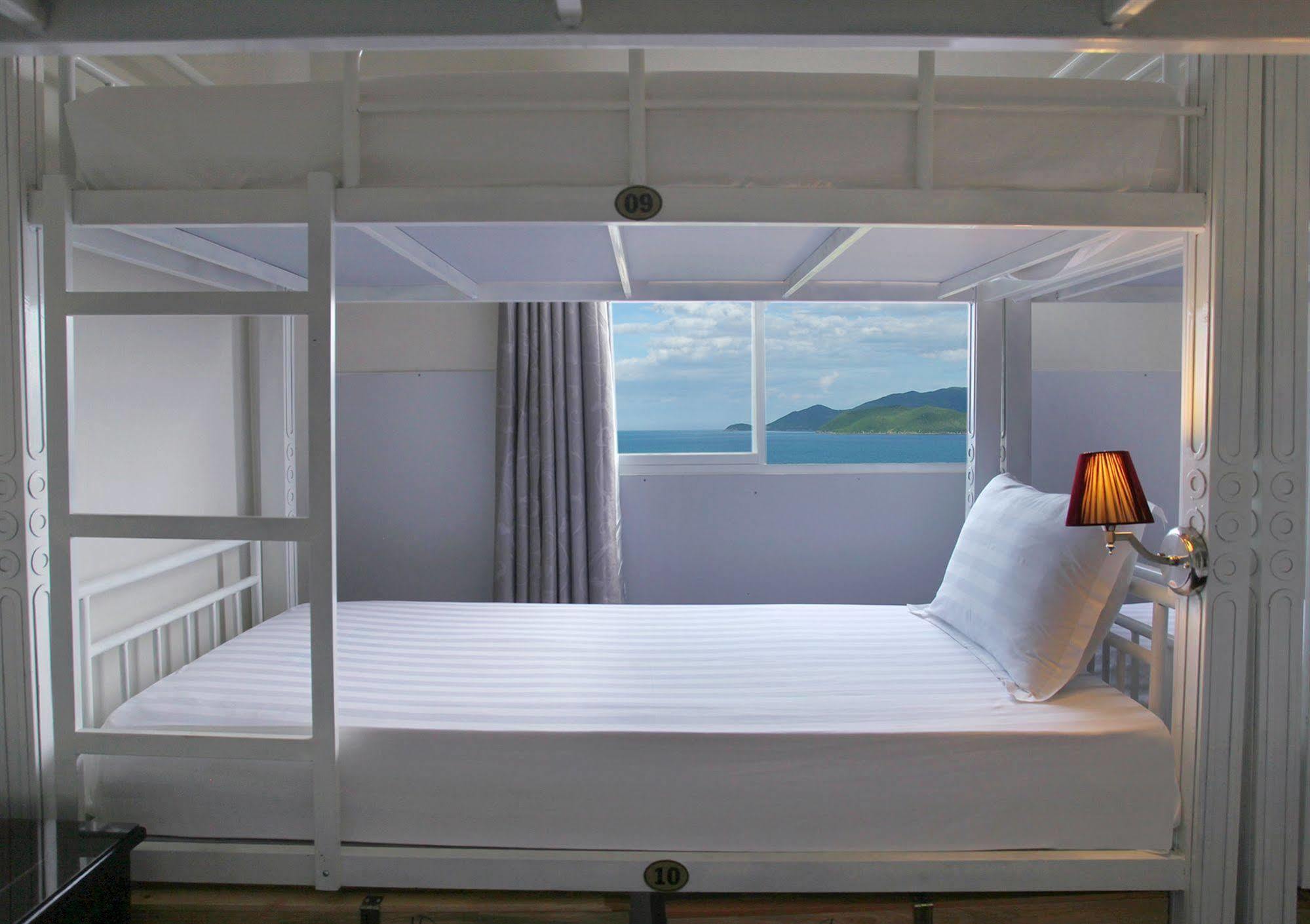 Pho Bien Hotel Nha Trang Exterior photo