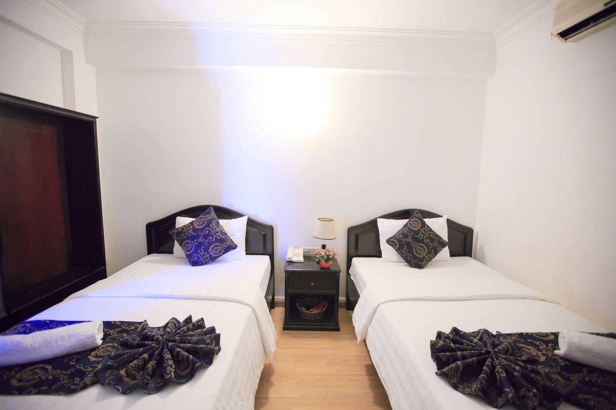 Pho Bien Hotel Nha Trang Exterior photo