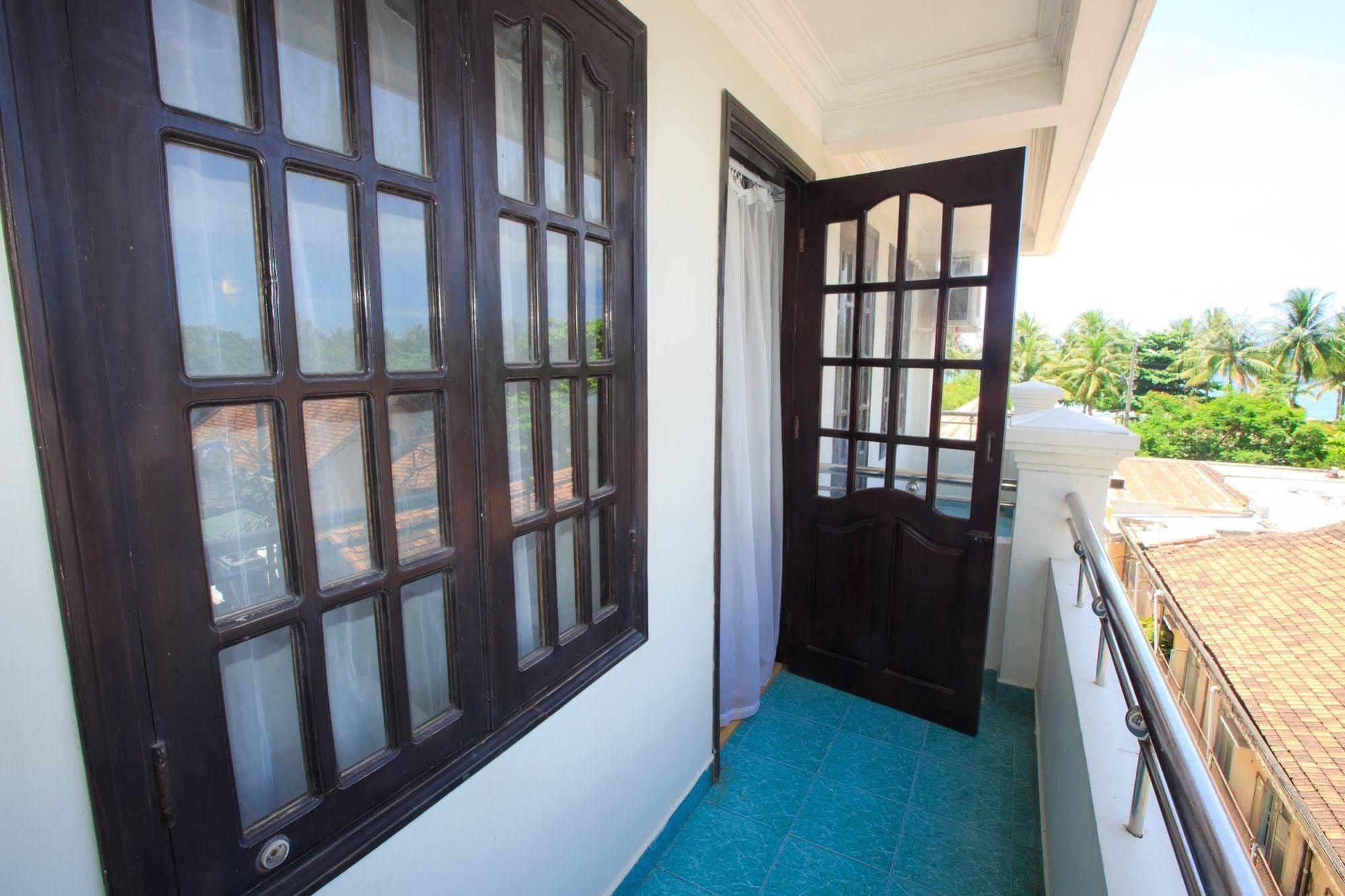 Pho Bien Hotel Nha Trang Exterior photo